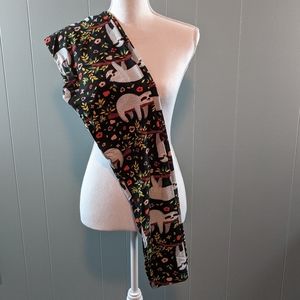 Agnes and Dora S/M Sloth Leggings